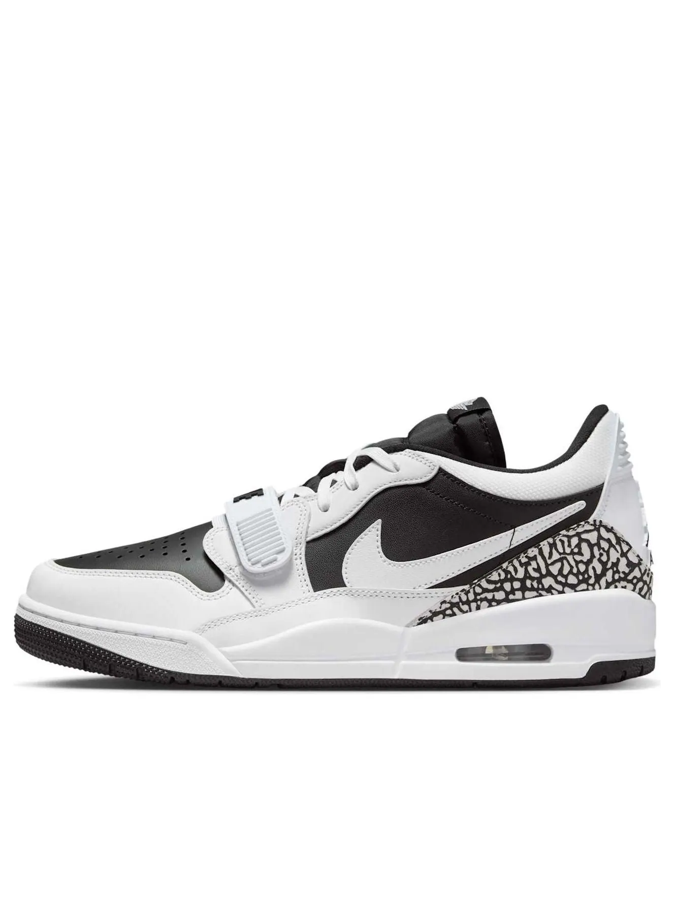 Кроссовки Air Jordan Legacy 312 Low 'Reverse Panda' — изображение 1 из 6, белый