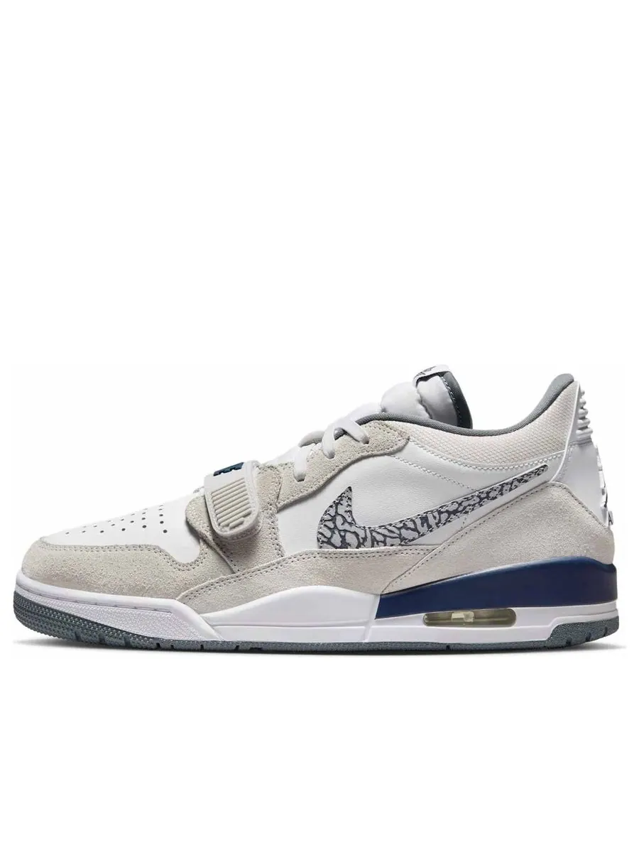 Кроссовки Air Jordan Legacy 312 Low 'White Midnight Navy Cool Grey' — изображение 1 из 6, белый