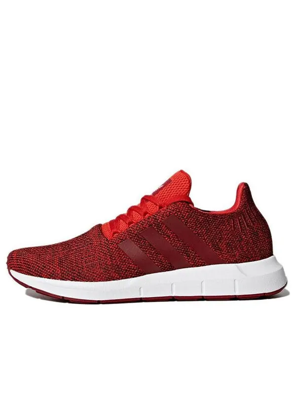 Кроссовки Swift Run Adidas — изображение 1 из 4, красный