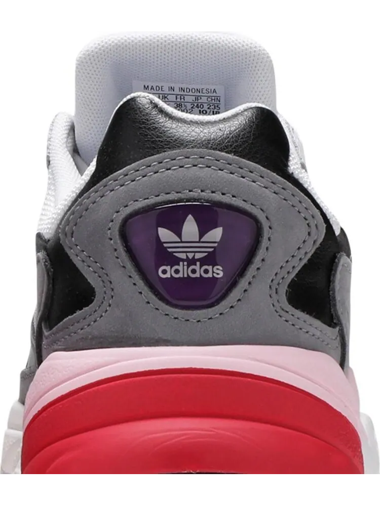 Кроссовки Adidas Wmns Falcon 'White Grey' — изображение 7 из 8, серый