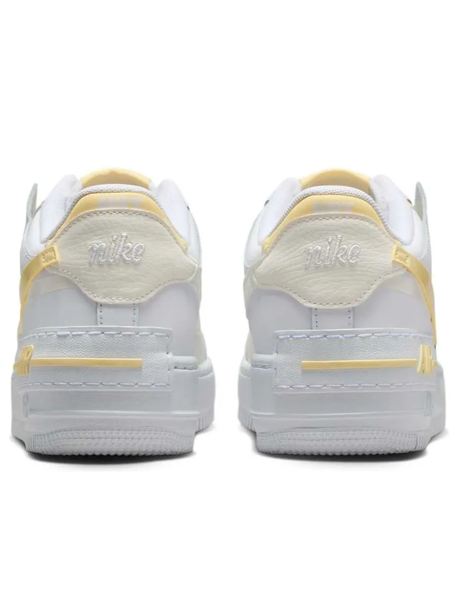 Кроссовки (WMNS) Nike Air Force 1 Shadow 'White Soft Yellow' — изображение 5 из 6, белый