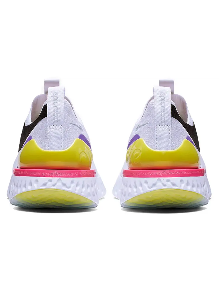 Кроссовки Nike Epic Phantom React Flyknit — изображение 4 из 5, белый/черный