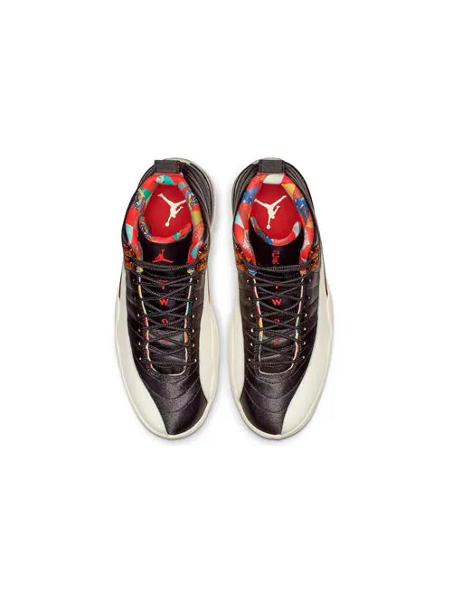 Кроссовки 12 ретро Air Jordan — изображение 3 из 4