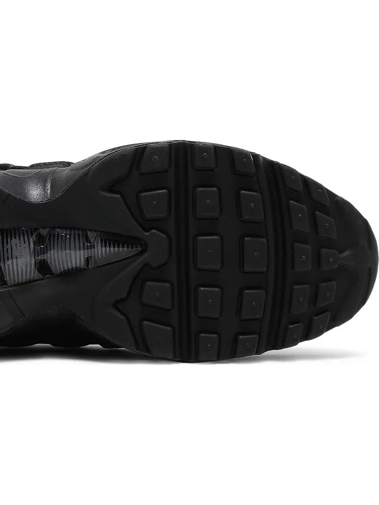 Кроссовки Nike Air Max 95 Essential Triple Black — изображение 5 из 9, черный
