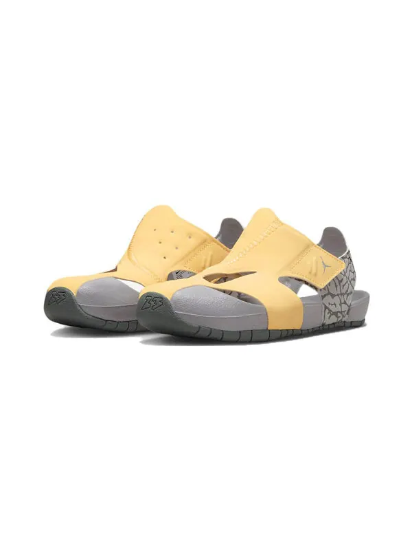 Кроссовки клеш Air Jordan — изображение 3 из 4