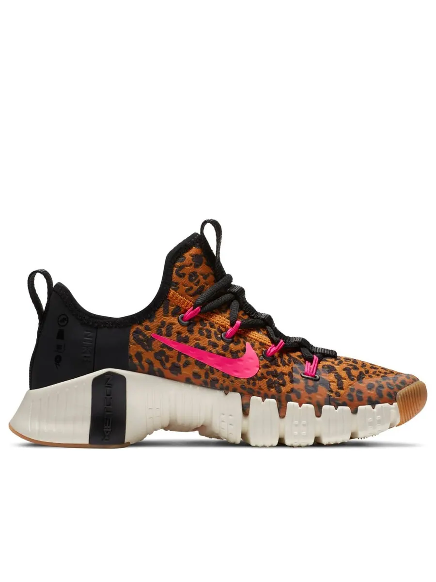 Кроссовки (WMNS) Nike Free Metcon 3 'Leopard Print' — изображение 2 из 6, коричневый