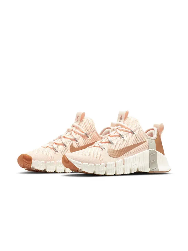 Кроссовки Nike Metcon 3 — изображение 3 из 4, розовый золотистый