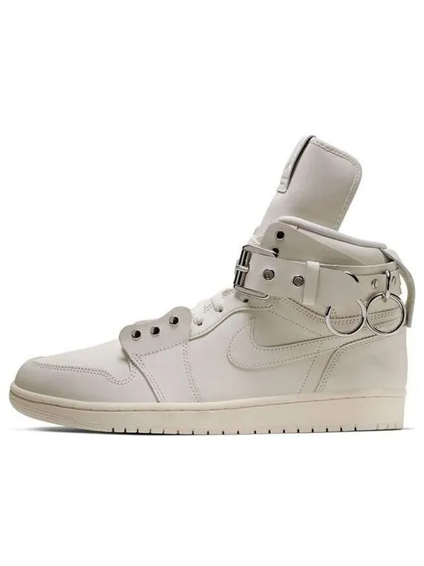 Кроссовки с 1 ремешком в стиле ретро x comme des garcons Air Jordan — изображение 1 из 4, белый