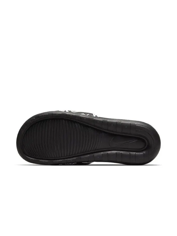 Тапочки victori one slide 'repeat logo - black white' Nike — изображение 4 из 4, черный/белый