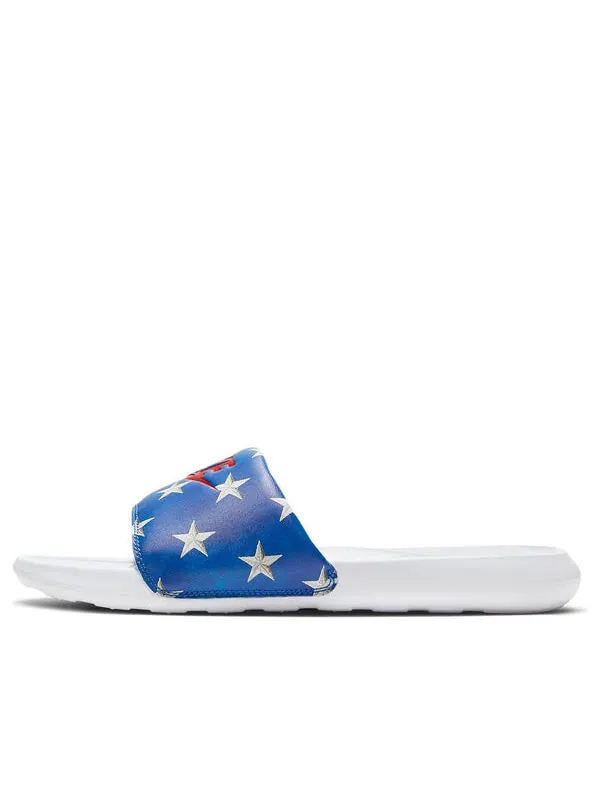 Тапочки victori one printed slide 'stars' Nike — изображение 1 из 4, синий/белый/красный