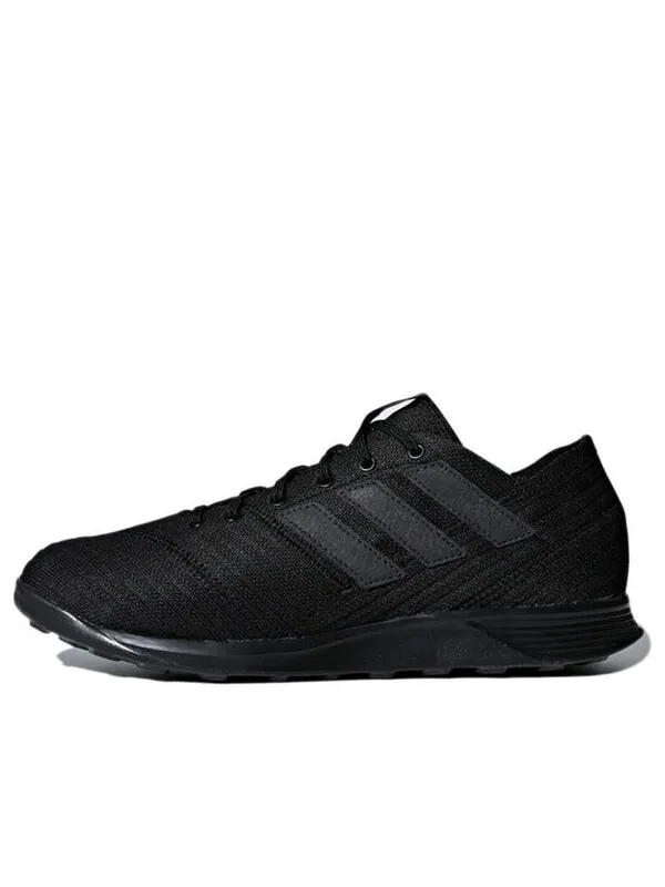 Кроссовки немезиз танго 17,4 т.р. Adidas — изображение 1 из 4, черный