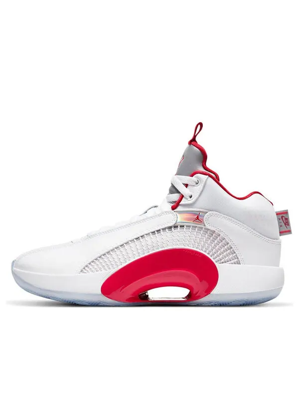Кроссовки 35 Air Jordan — изображение 1 из 4, белый/красный