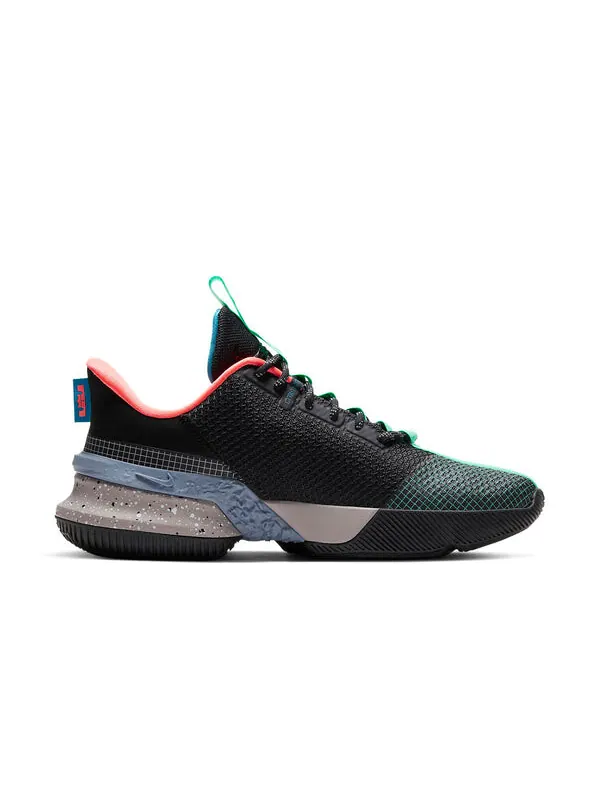 Посол кроссовок 13 Nike — изображение 2 из 4, черный