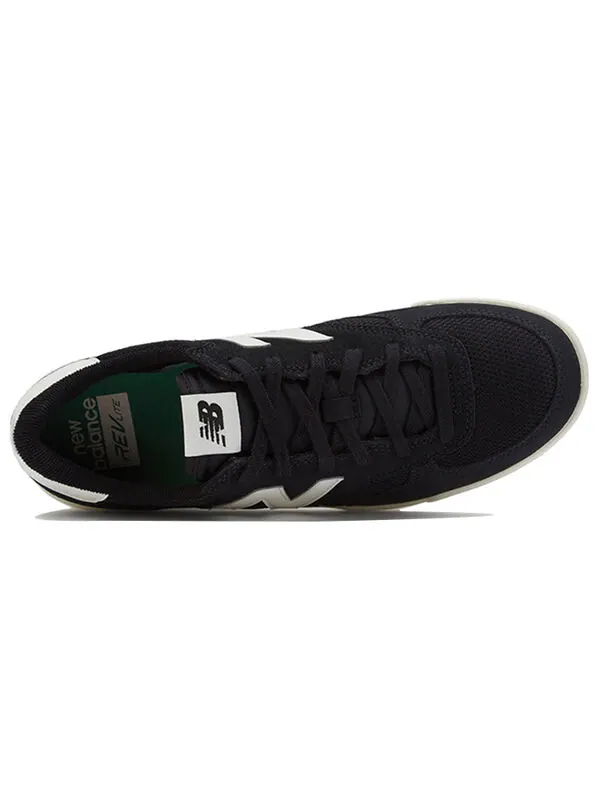 Кроссовки 300 New Balance — изображение 4 из 4, черный/белый