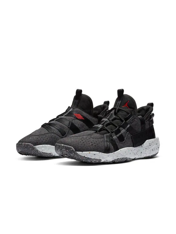 Кроссовки кратер Air Jordan — изображение 3 из 4, черный/красный