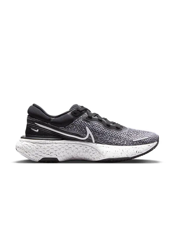 Кроссовки zoomx invincible run flyknit Nike — изображение 2 из 4, белый/черный