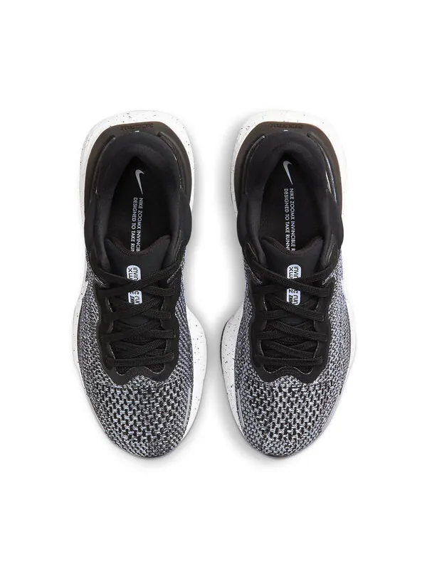 Кроссовки zoomx invincible run flyknit Nike — изображение 4 из 4, белый/черный