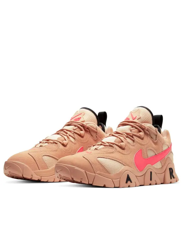 Кроссовки air barrage low 'wheat' Nike — изображение 3 из 4, бежевый//белый/черный