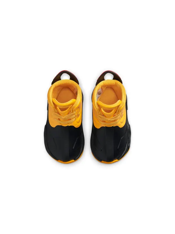 Кроссовки капают 23 Air Jordan — изображение 4 из 4, черный/желтый