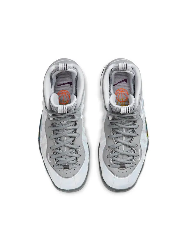 Кроссовки маленькие позитные Nike — изображение 4 из 4, белый