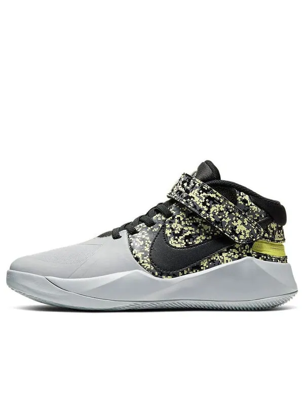 Команда кроссовок суетится Nike — изображение 1 из 4, серый/желтый/черный