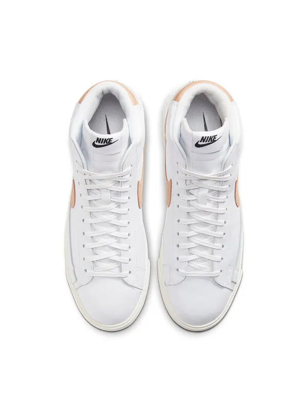 Кроссовки блейзер средний премиум Nike — изображение 4 из 4, белый/розовый