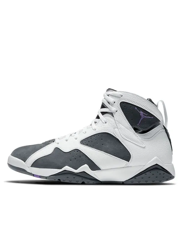 Кроссовки 7 ретро Air Jordan — изображение 1 из 4