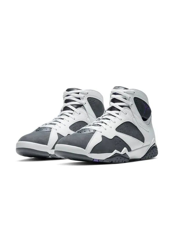 Кроссовки 7 ретро Air Jordan — изображение 3 из 4