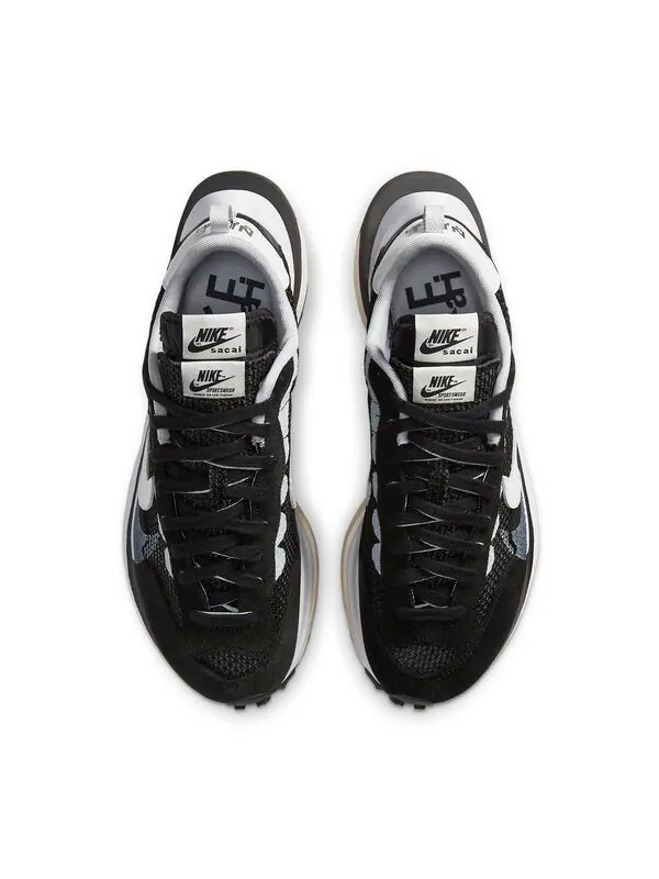 Кроссовки x sacai vaporwaffle Nike — изображение 4 из 4, черный/белый/платиновый