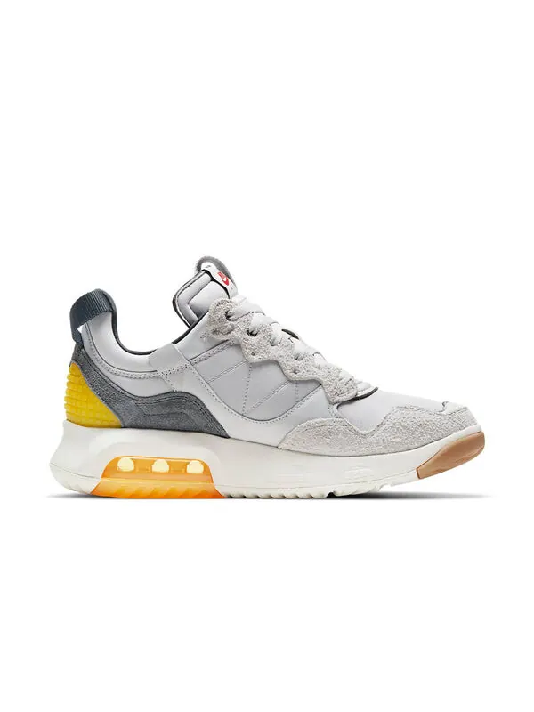 Кроссовки ma2 Air Jordan — изображение 2 из 4, серый/белый/желтый