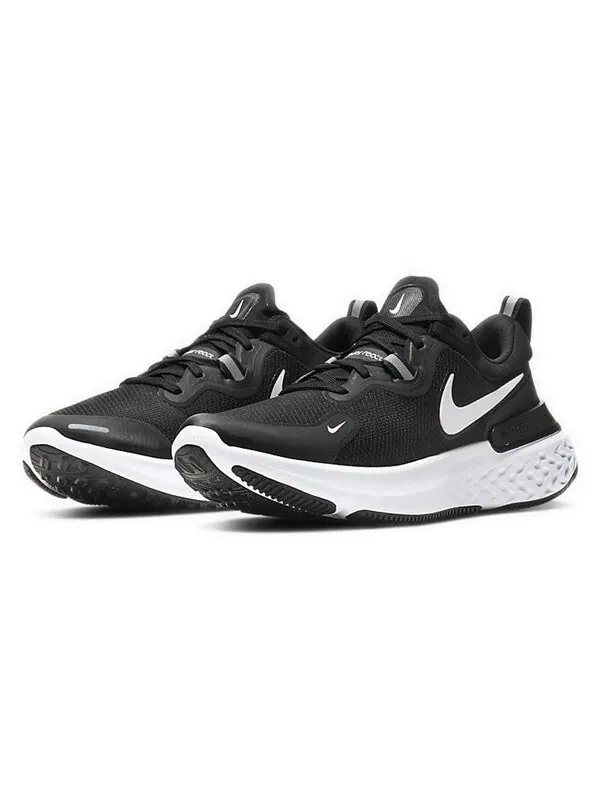 Кроссовки реагируют на милер Nike — изображение 4 из 4