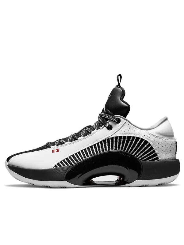 Кроссовки 35 низкие Air Jordan — изображение 1 из 4, черный/белый/красный