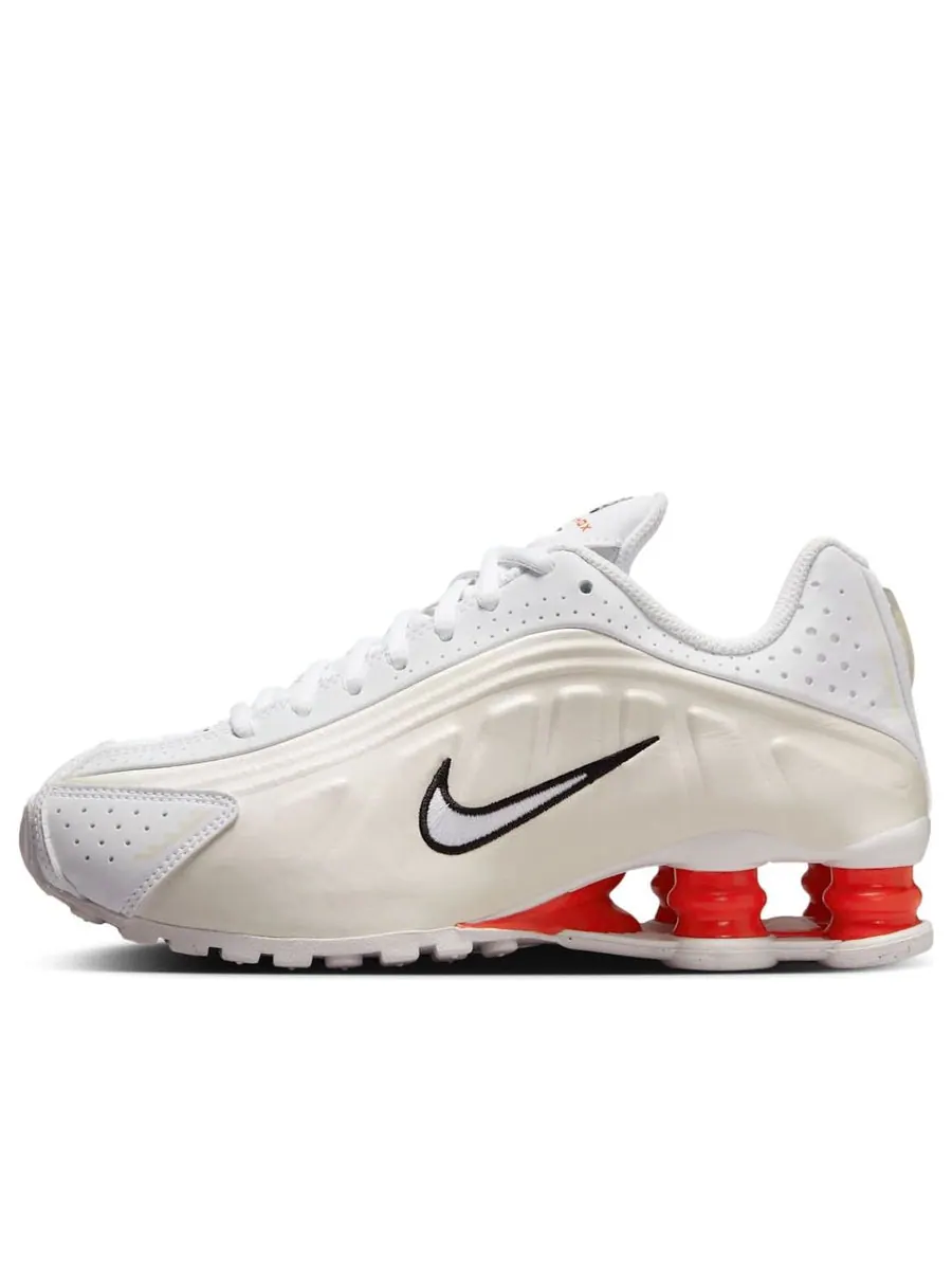 Кроссовки (GS) Nike Shox R4 'White Phantom Picante Red' — изображение 1 из 6, белый