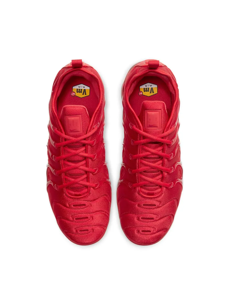 Беговые кроссовки Nike Air VaporMax Plus 'Triple Red' — изображение 4 из 6, красный