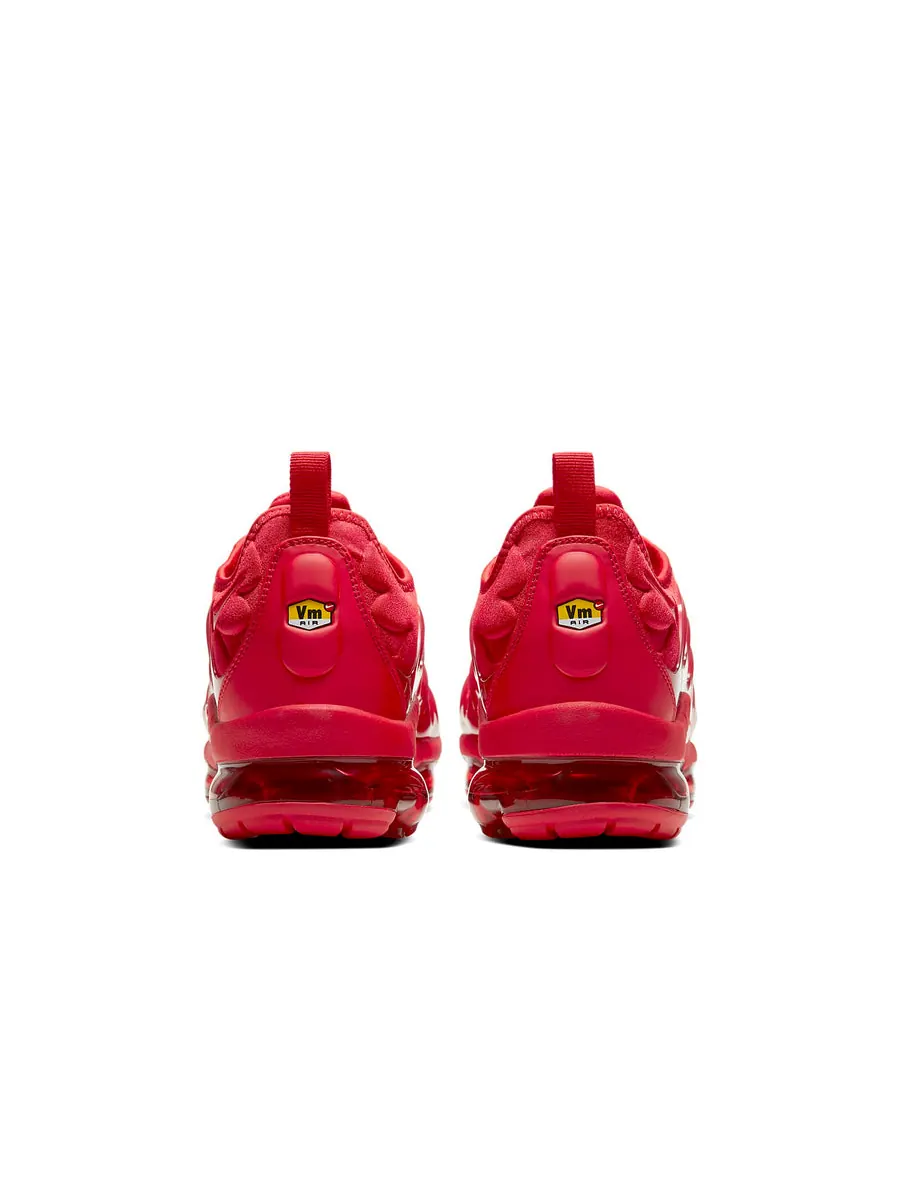Беговые кроссовки Nike Air VaporMax Plus 'Triple Red' — изображение 5 из 6, красный