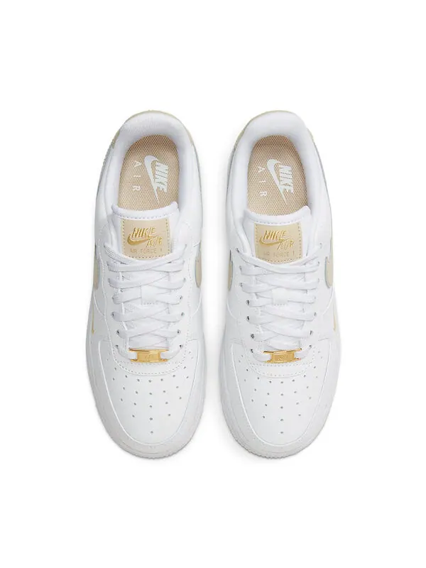 Кроссовки air force 1 '07 essential 'white rattan' Nike — изображение 4 из 4, белый/золотистый