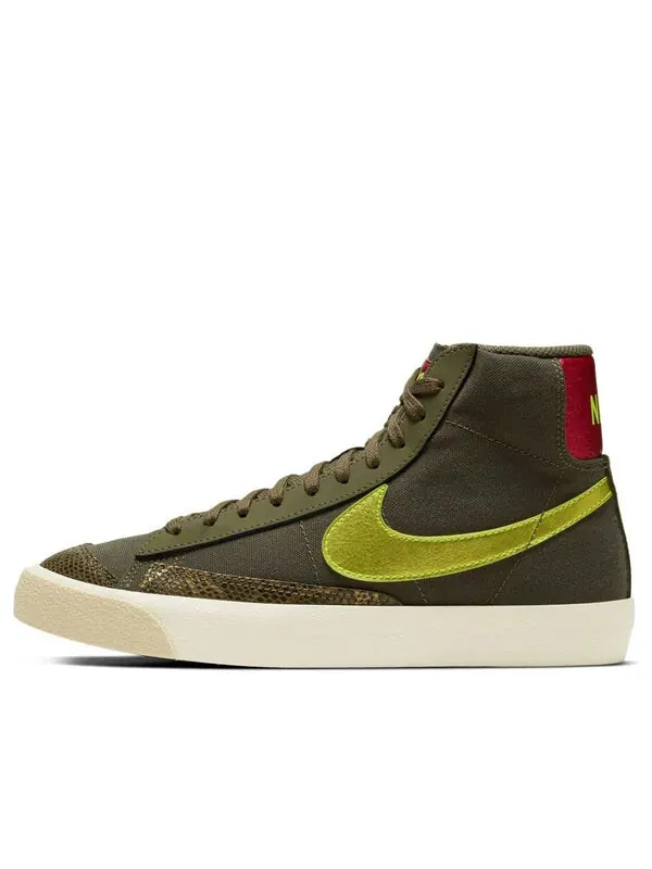 Кроссовки blazer mid '77 'olive snakeskin' Nike — изображение 1 из 4, оливковый зеленый