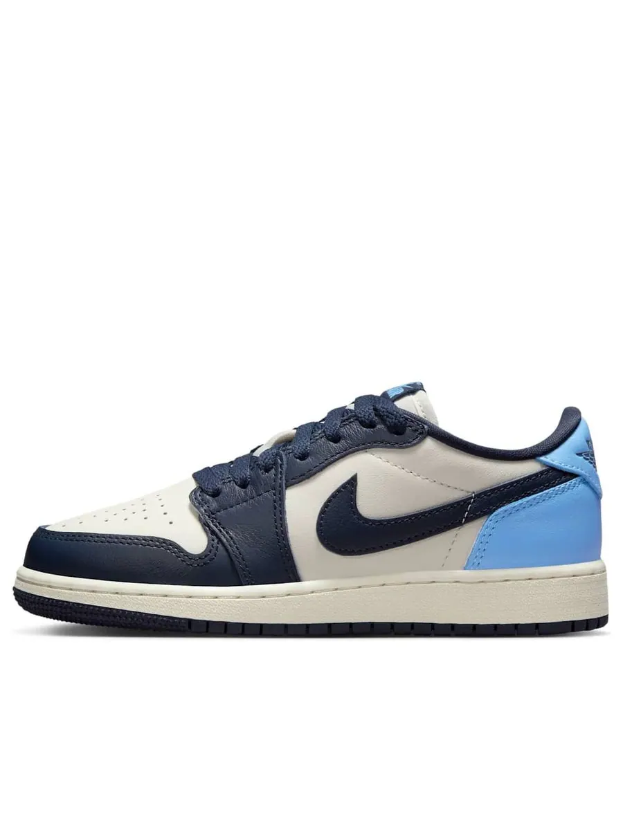 Кроссовки (GS) Air Jordan 1 Low OG 'Obsidian UNC' — изображение 1 из 6, синий