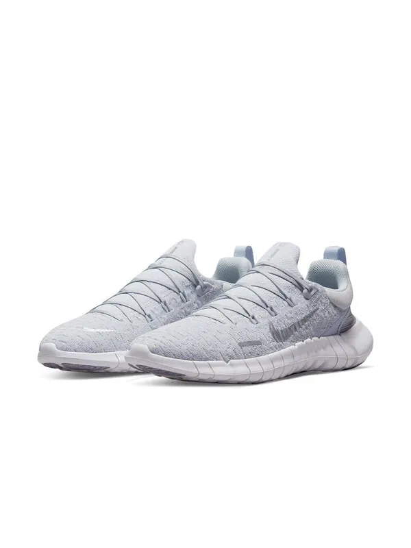 Кроссовки фриран 5.0 Nike — изображение 3 из 4, светлый серый