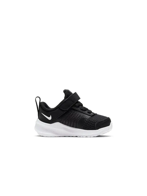 Кроссовки дауншифтер 11 Nike — изображение 2 из 4, черный/белый