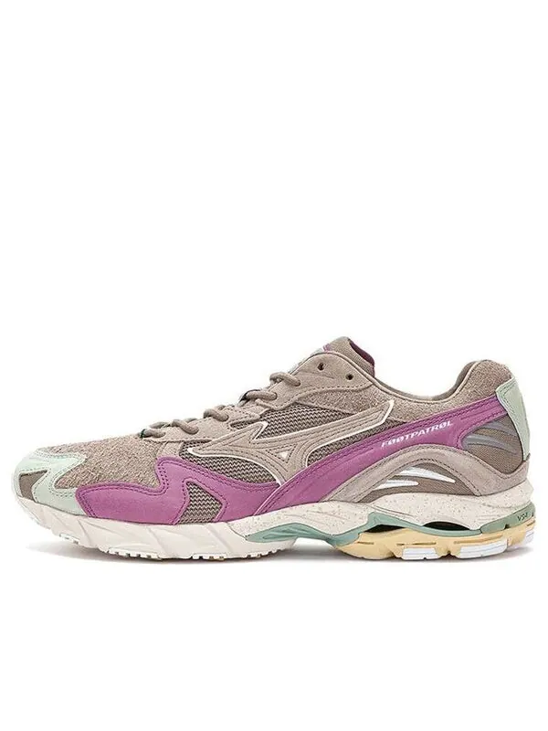 Кроссовки footpatrol x wave rider 10 'grey rust' Mizuno — изображение 1 из 4, серый/фиолетовый