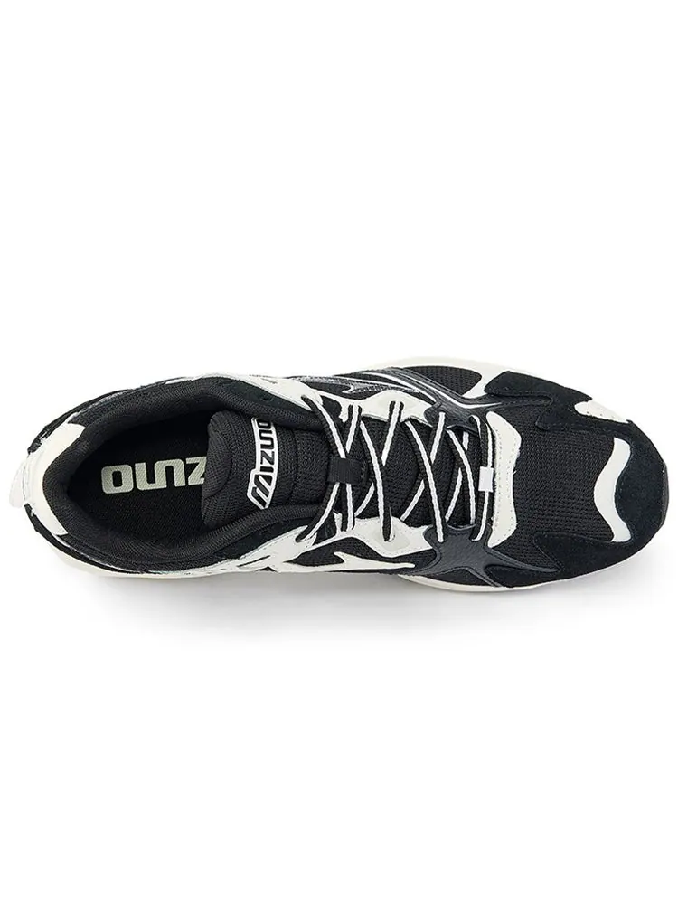 Беговые кроссовки Mizuno LG 90s EC 'Black White' — изображение 3 из 5, черный