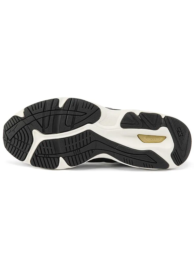 Беговые кроссовки Mizuno LG 90s EC 'Black White' — изображение 5 из 5, черный