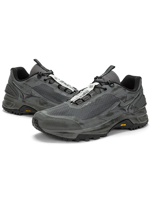 Кроссовки x the wandering earth gm crosswild twe 'grey black' Mizuno — изображение 4 из 4, серый/черный