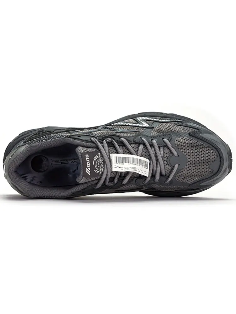 Кроссовки Mizuno Advtuenre Twe x Wandering Earth 'Grey Silver' — изображение 4 из 6, серый