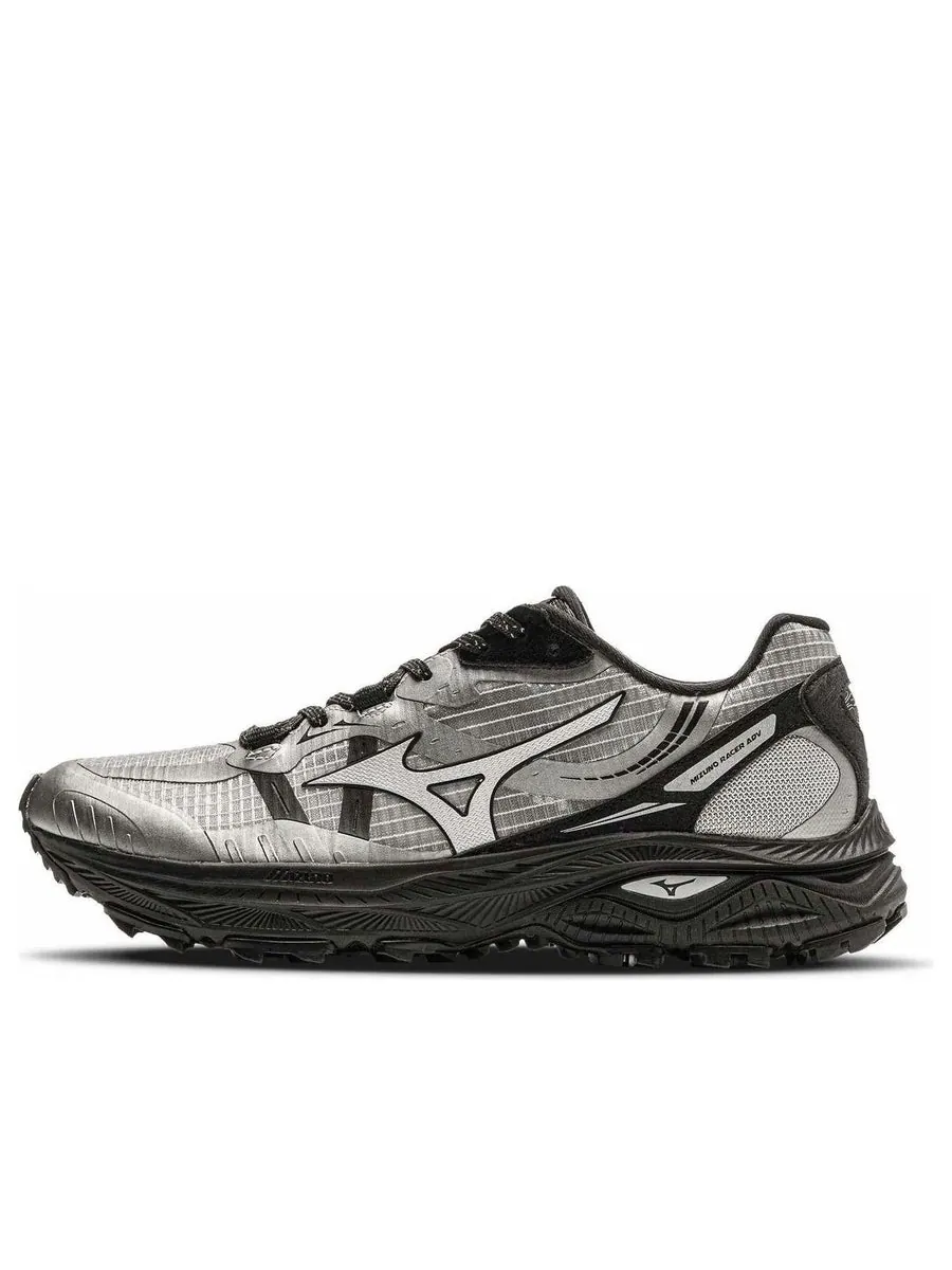 Кроссовки Mizuno Racer ADV 'Black Silver' — изображение 1 из 4, черный