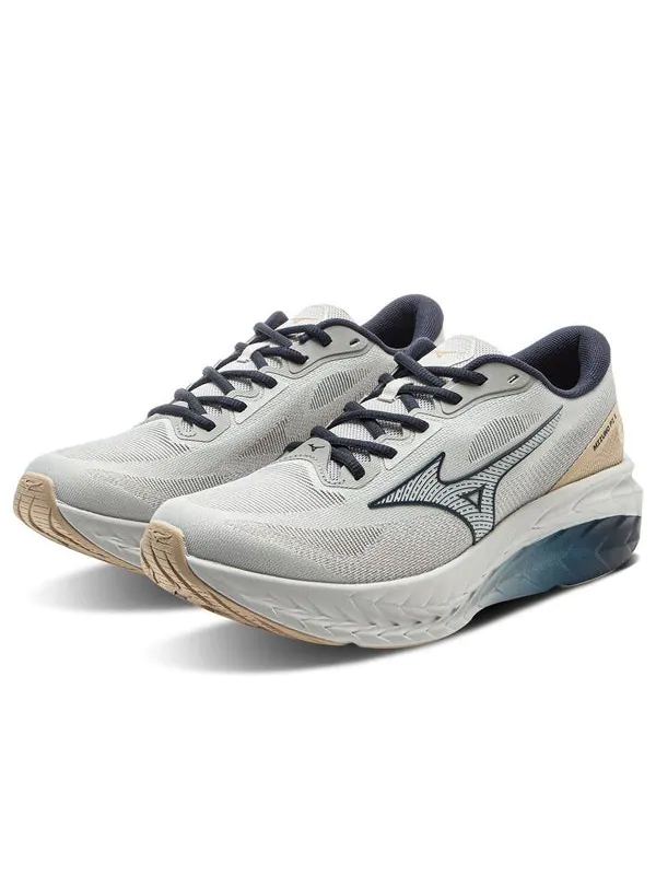 Кроссовки pi x Mizuno — изображение 3 из 4, серый