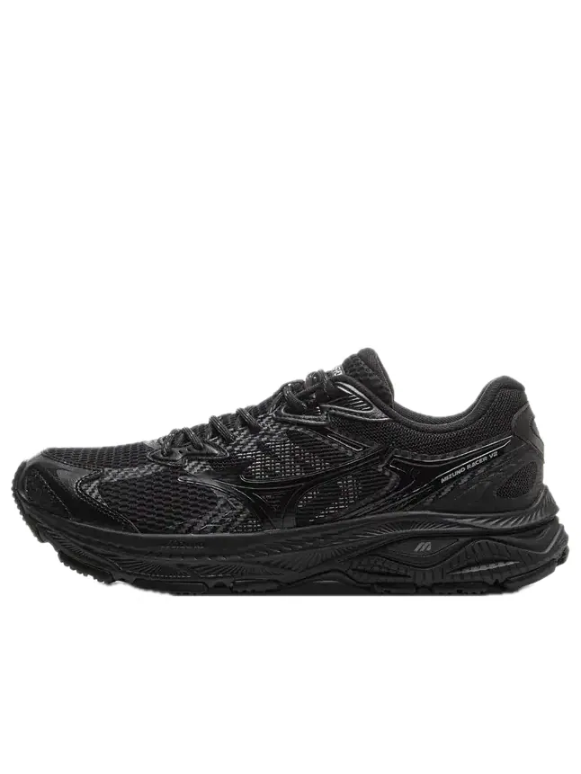 Кроссовки Mizuno Racer V2 'All Black' — изображение 1 из 3, черный