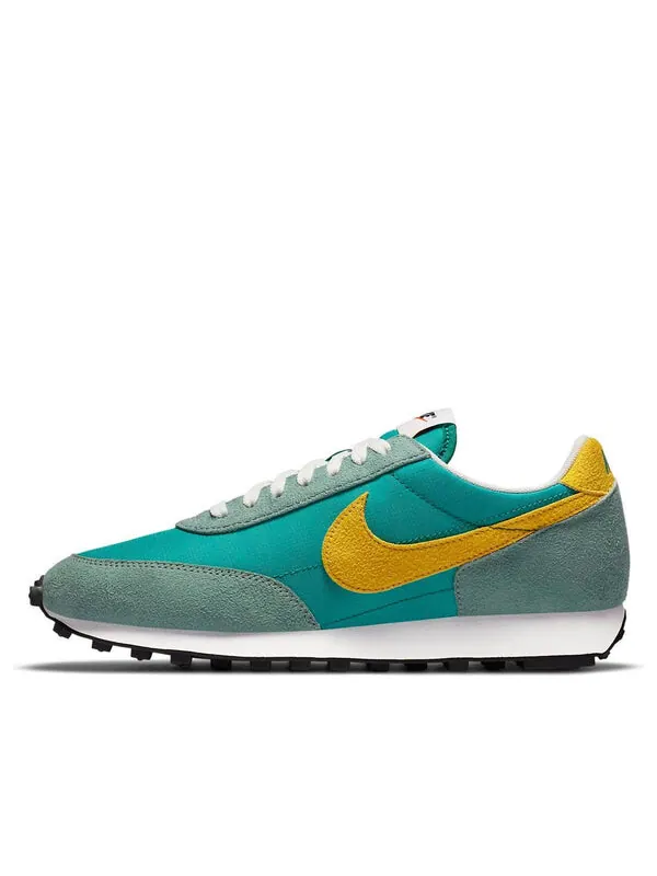 Кроссовки рассвет sp Nike — изображение 1 из 4