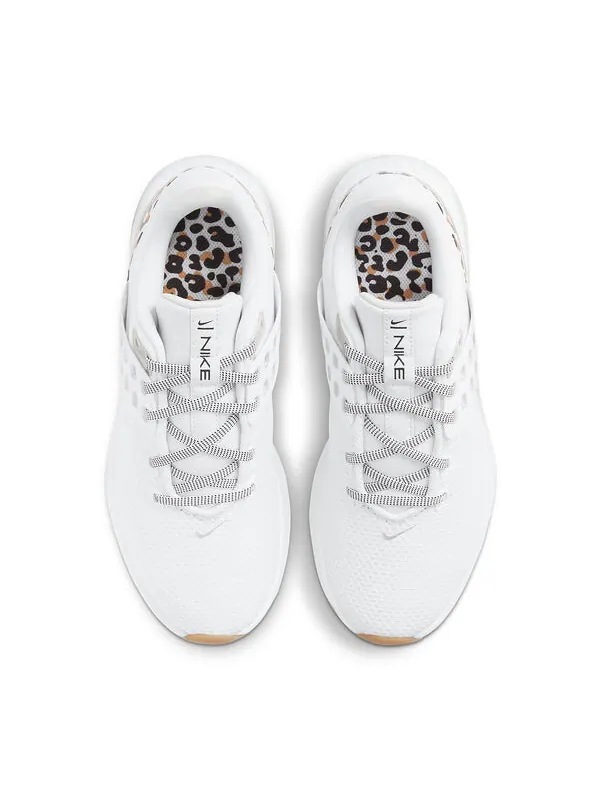 Кроссовки air max bella tr 4 премиум Nike — изображение 4 из 4, белый/светлый//черный